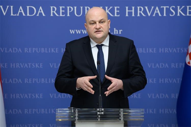 Slika /slike/Vijesti/2022/Ministar_Susnjar_press_27_studenog.jpg